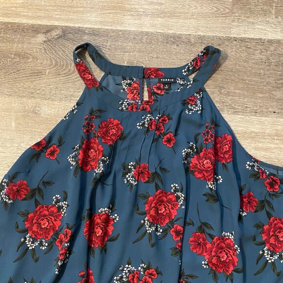 Torrid Size 4X Blue Red Floral High Neck Sleeveless Blouse plus size - Picture 7 of 7